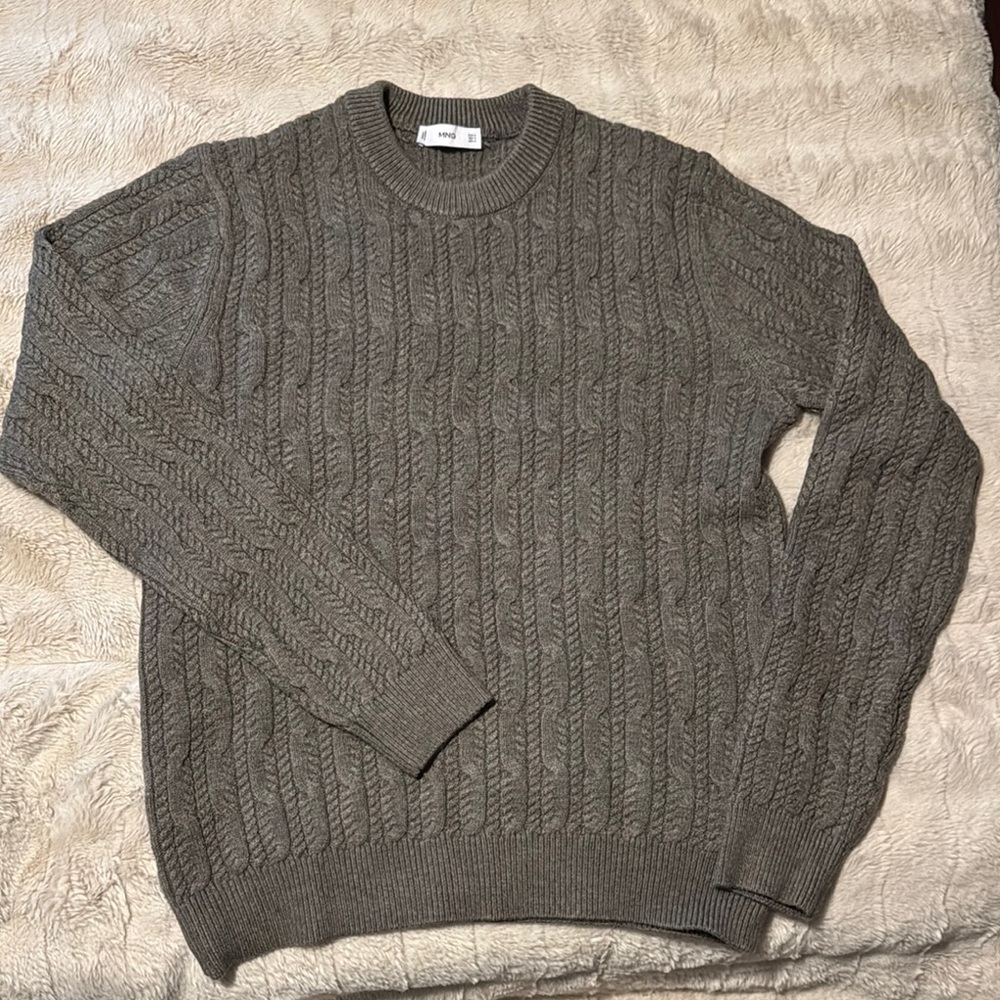 Mango Gray Crewneck Sweater Timeless Cable-Knit Design
